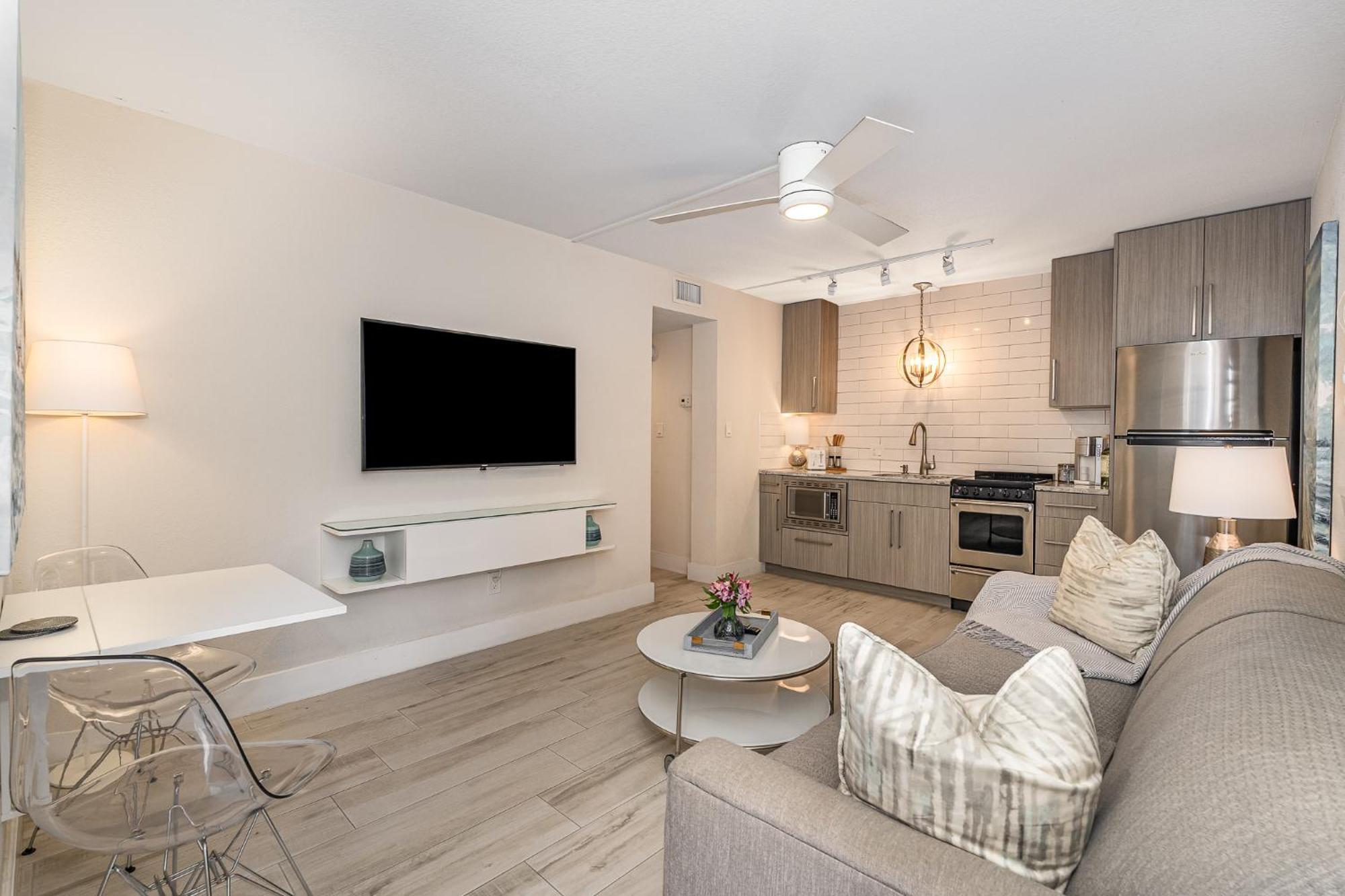 Boutique Vacation Rental Complex At Beach Cocoa Beach Exteriör bild