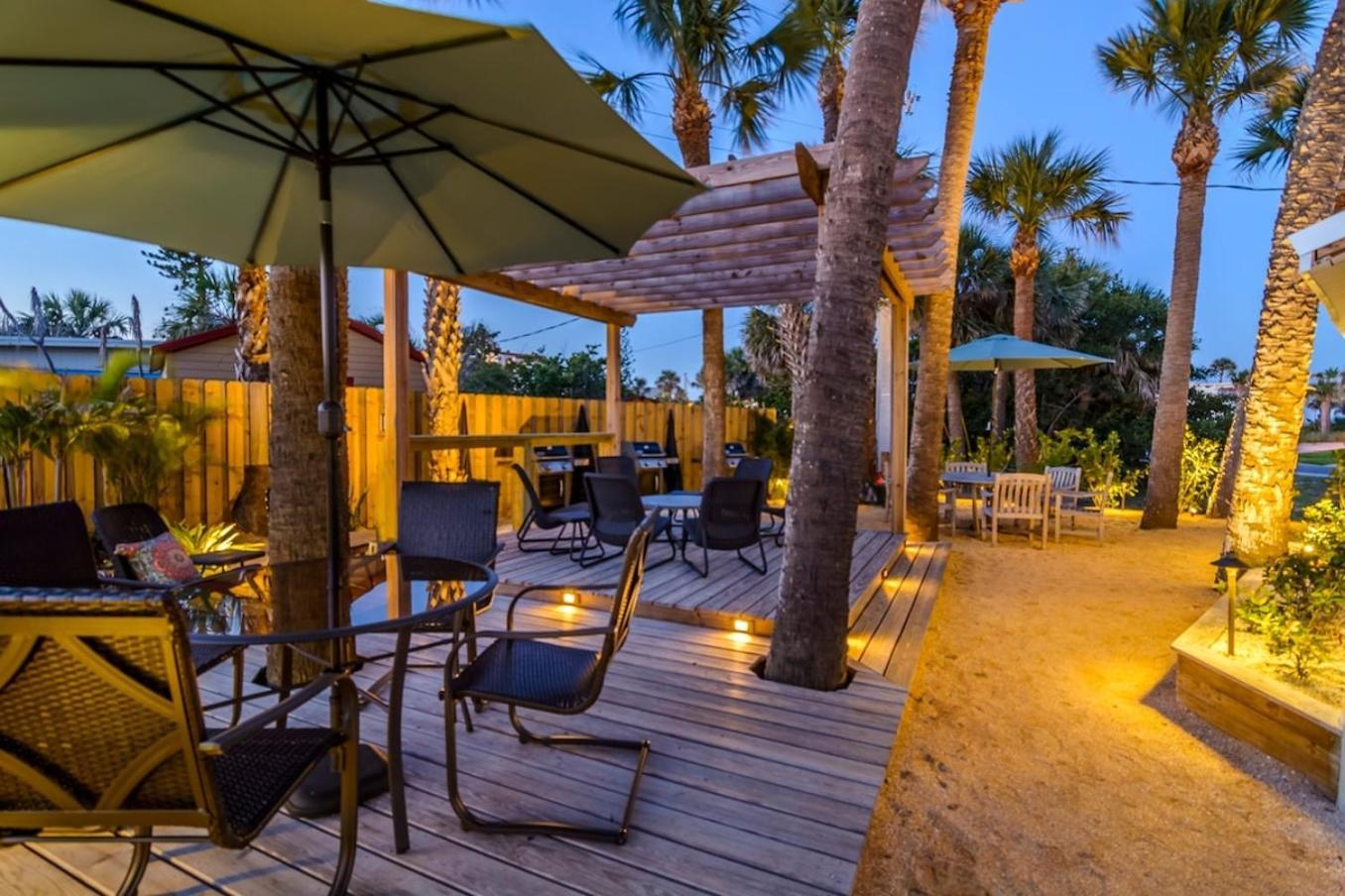 Boutique Vacation Rental Complex At Beach Cocoa Beach Exteriör bild